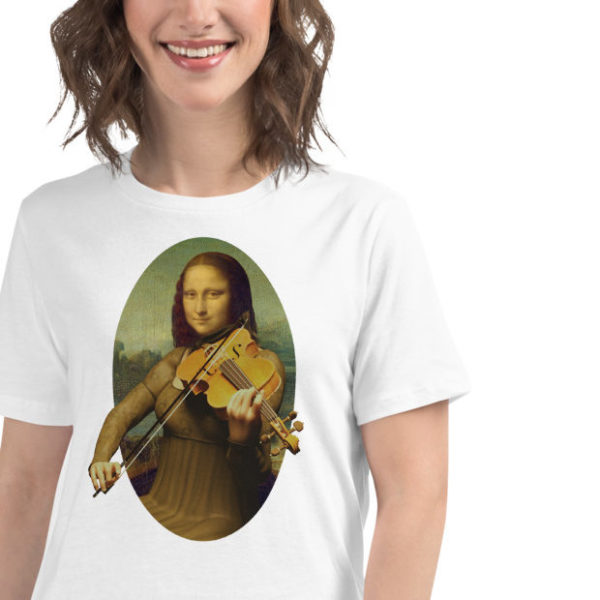 Mona Lisa playing Viola/Violin - Women's Relaxed T-Shirt